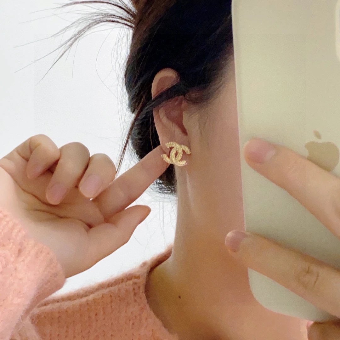 Ch*anel gold-tone small pearl earrings